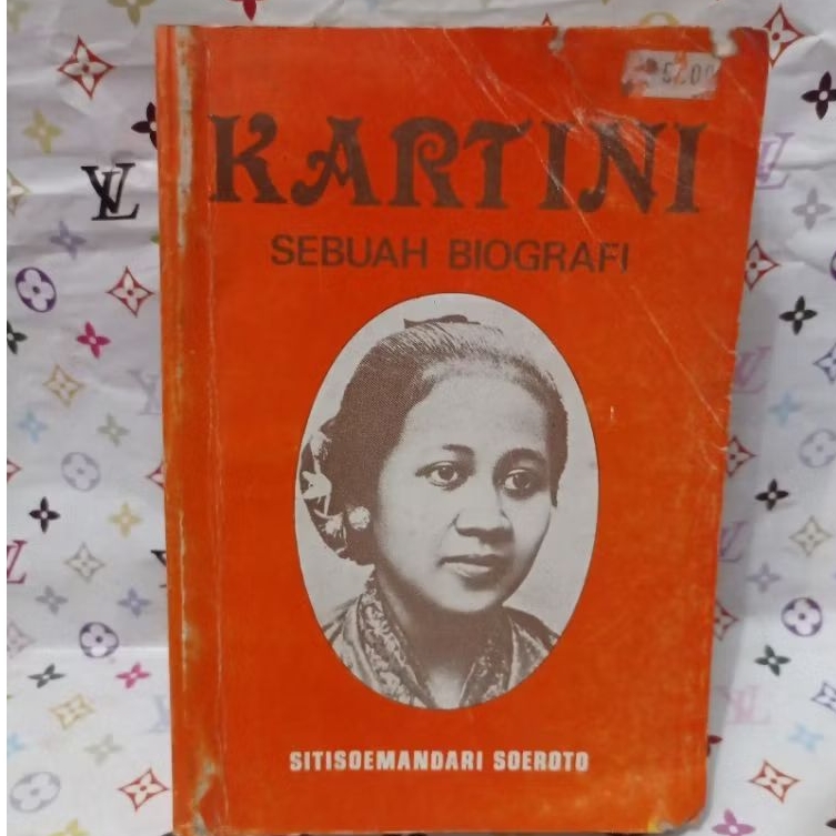 KARTINI SEBUAH BIOGRAFI SITISOEMANDARI