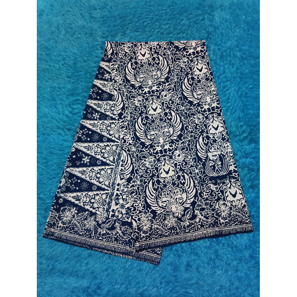 Sarung Batik LarGurda kelengan (biru-putih)