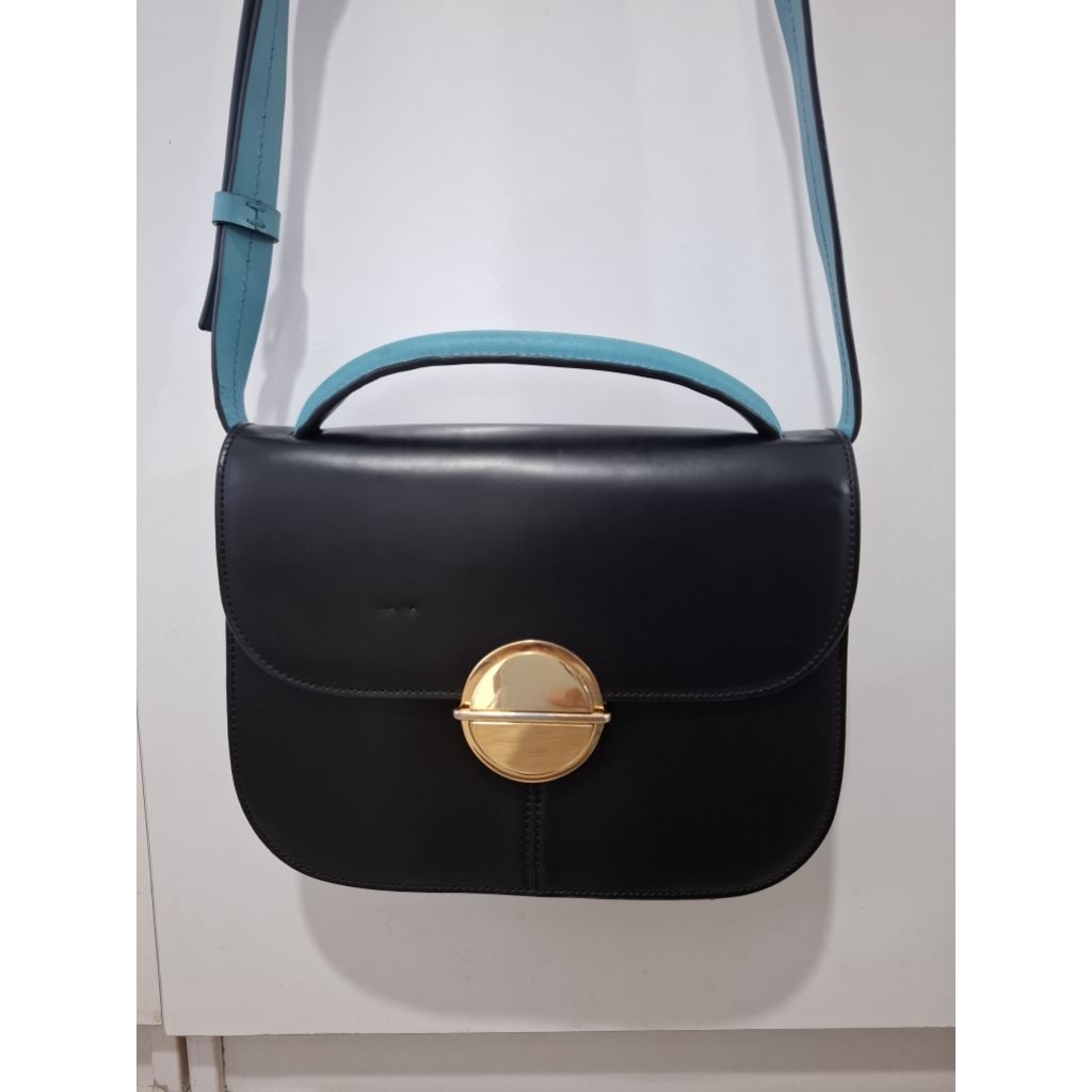 Preloved Marni Sling Bag Pahit