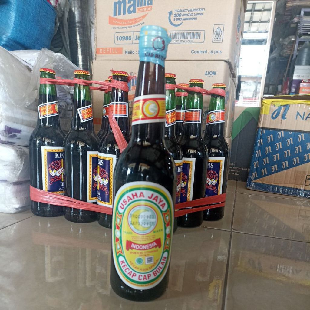 Kecap Spesial Asin Cap Bulan 620 ml Besar Tutup Kuning / Kecap Asin Botol Tutup Plastik 620ml /Kecap