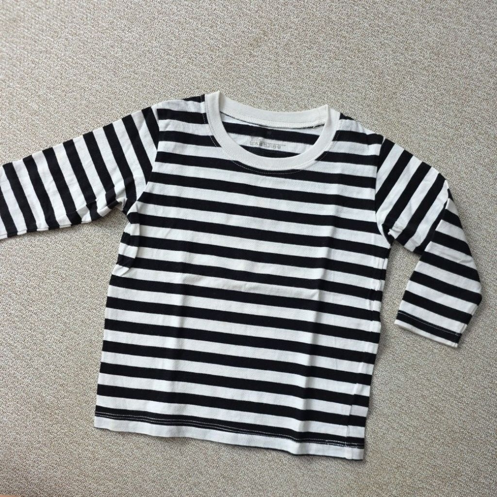 Kaos anak MUJI preloved