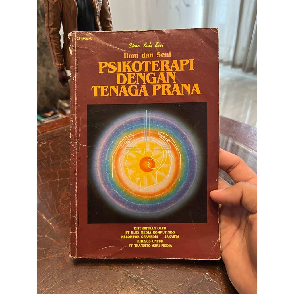 Ilmu dan Seni PSIKOTERAPI DENGAN TENAGA PRANA