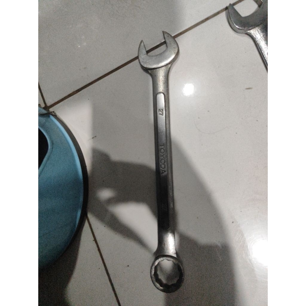 obral kunci ringpas 27mm IWT TOYODA