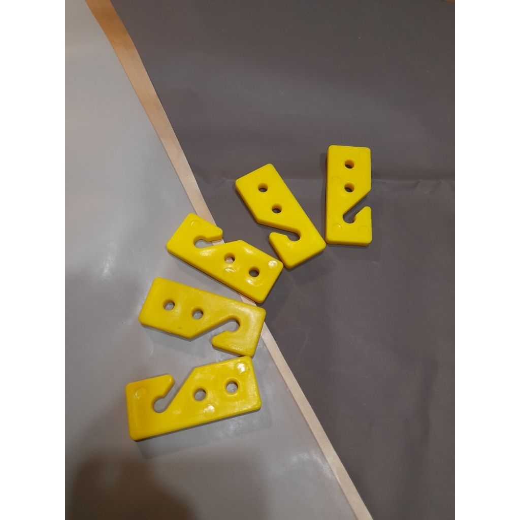 ADJUSTER PLATE /PENGIKAT TALI PAKAN & MINUM ALAT TERNAK AYAM