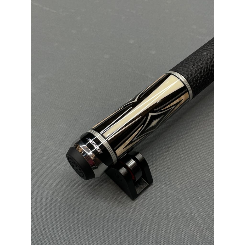 PREDATOR BLAK 5-4 NEW