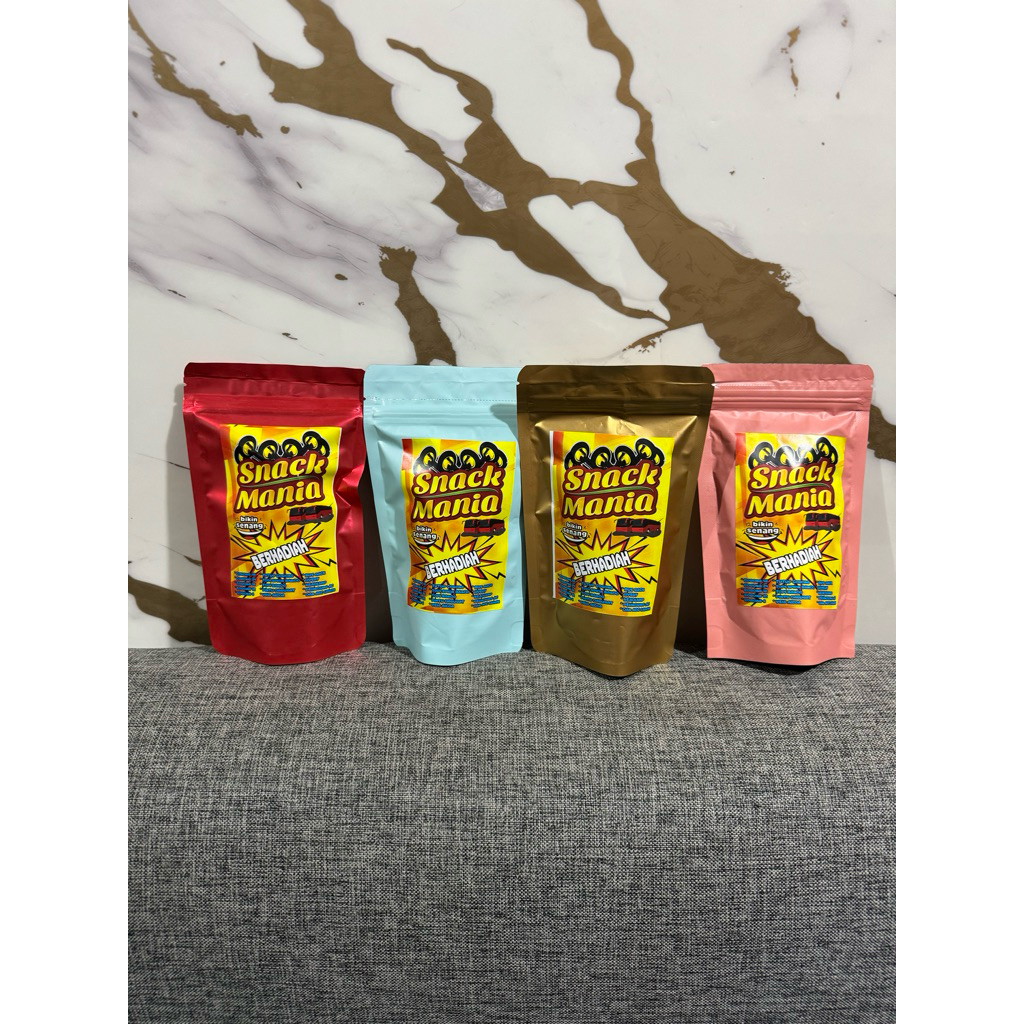 Jajanan snack mania berhadiah