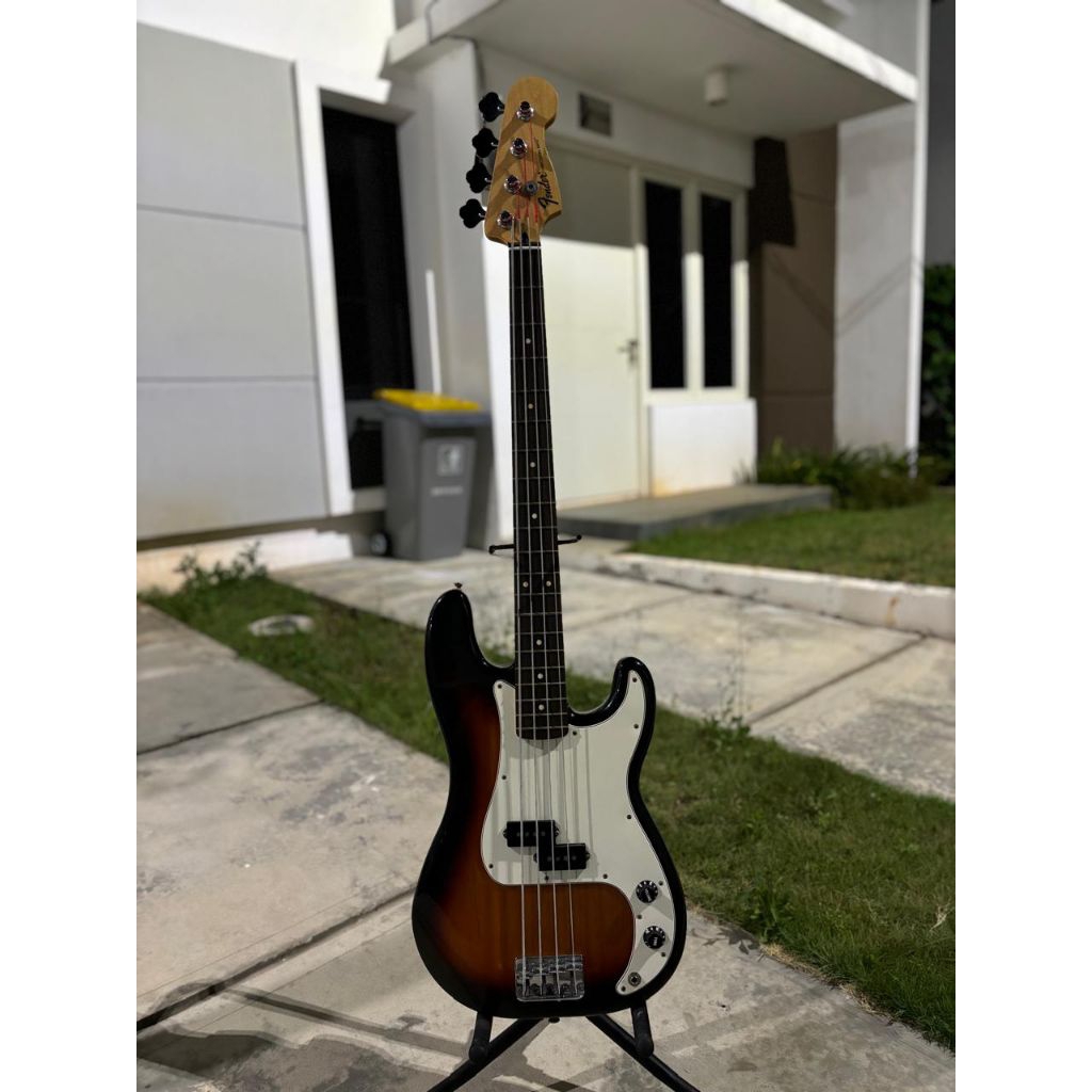 Fender Precision Bass Mexico 2015 KONDISI MULUS BANGET GAIS