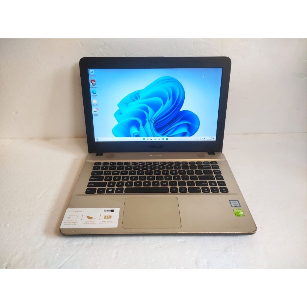 A864 Laptop Asus X441U Ram 8gb SSD 256gb core i3 gen6 Double VGA