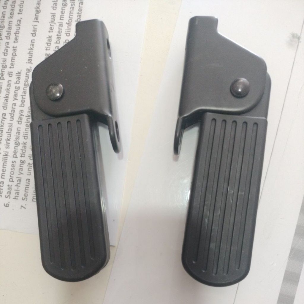 pijakan kaki sepeda listrik