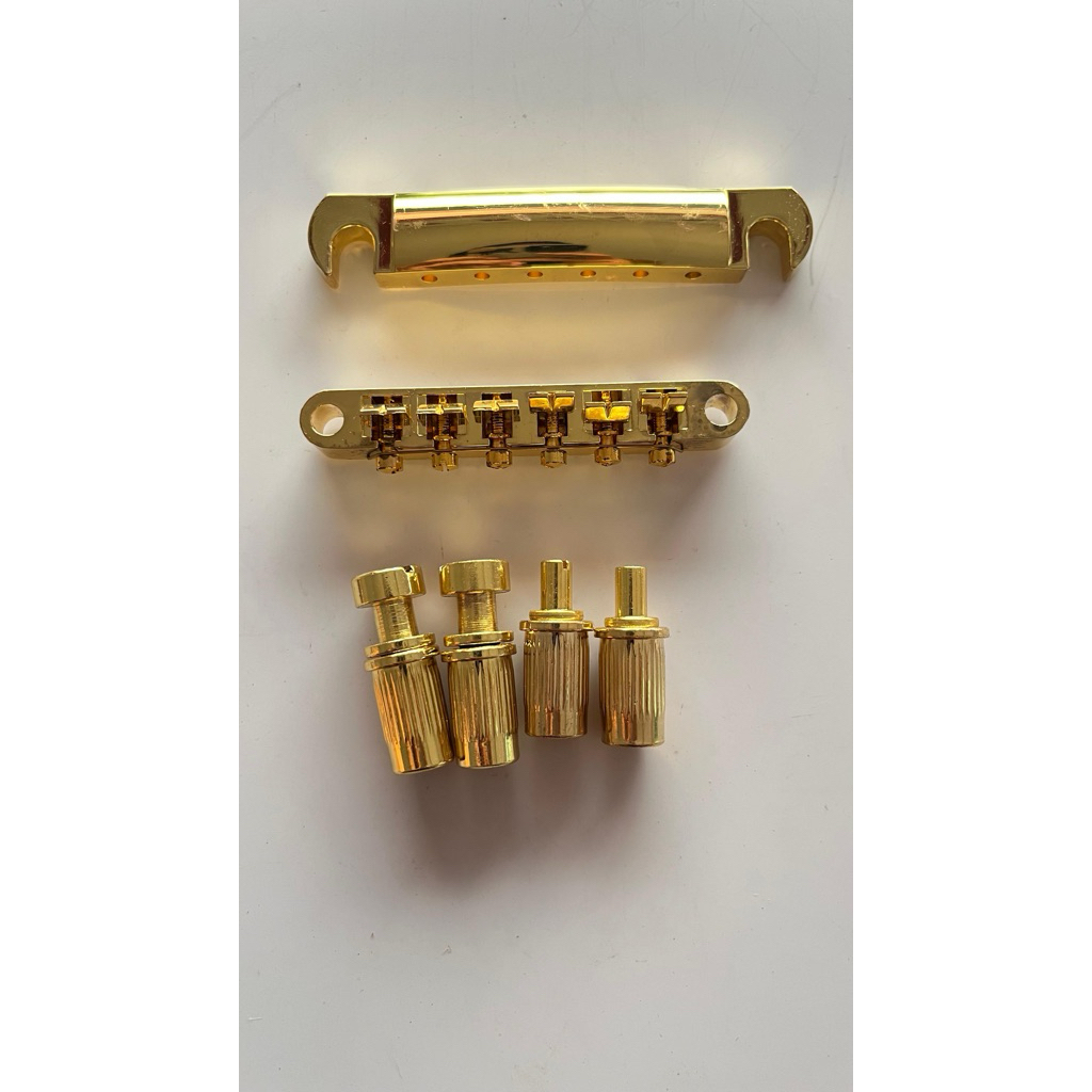 Tremolo Gibson Gitar Elektrik