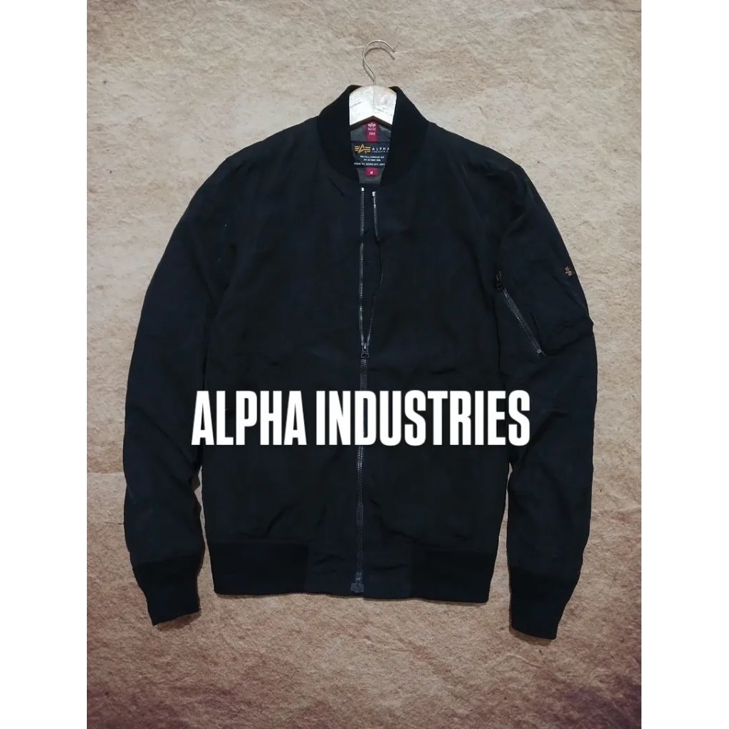Jaket bomber ALPHA & UNIQLO keren second/bekas/preloved