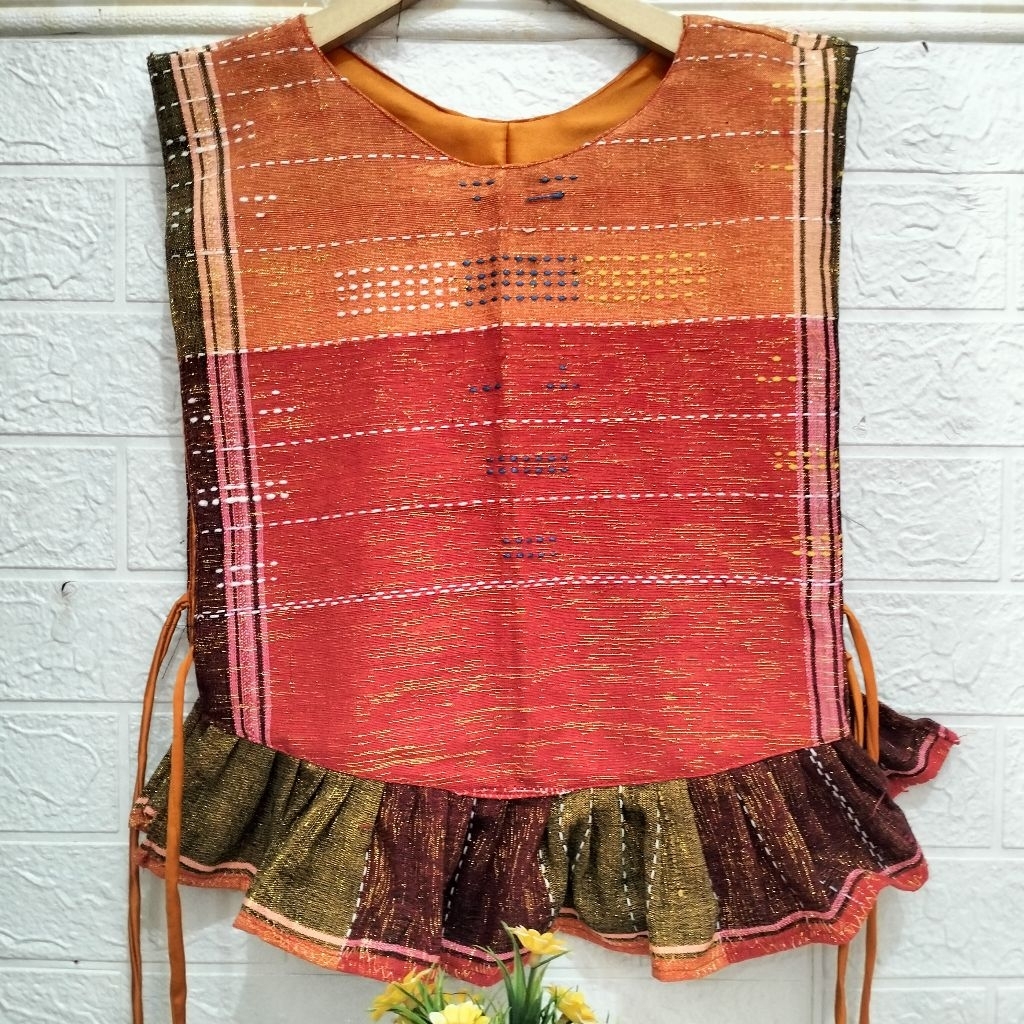 rompi ulos Batak, rompi/outer ulos Batak , vest wanita kekinian, rompi ulos toba LD 90-110 aman