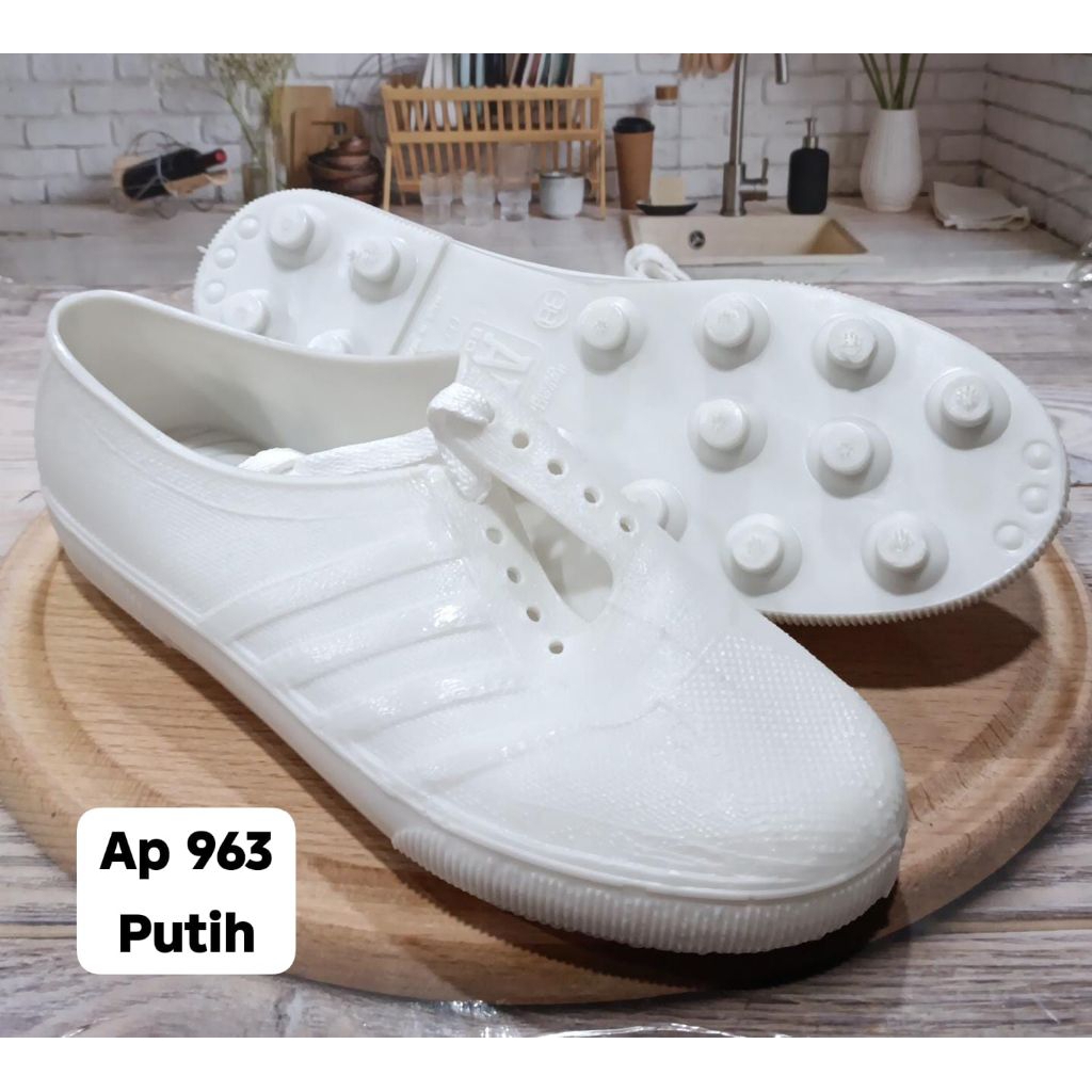 Sepatu Kebun AP Boots