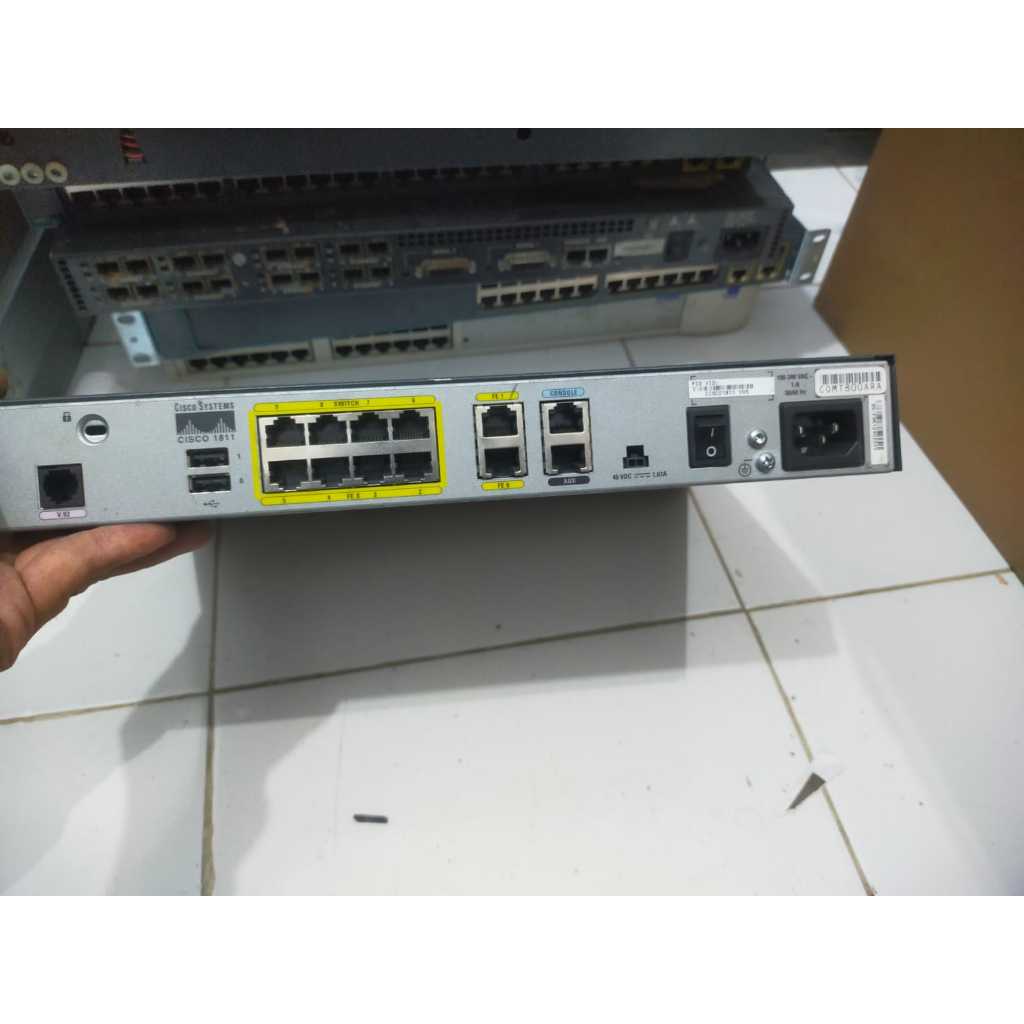 Router Cisco 1800