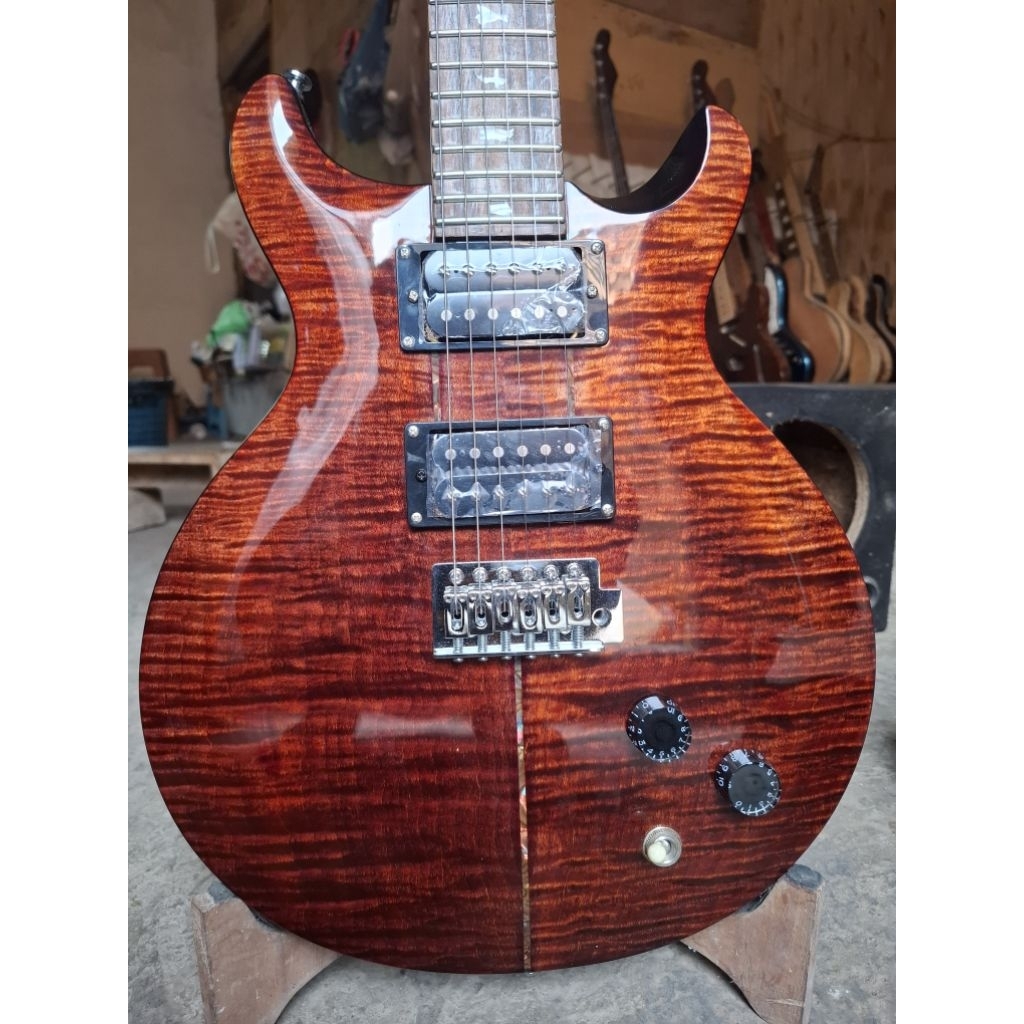 gitar elektrik model PRS /PRS guitar /prs santana