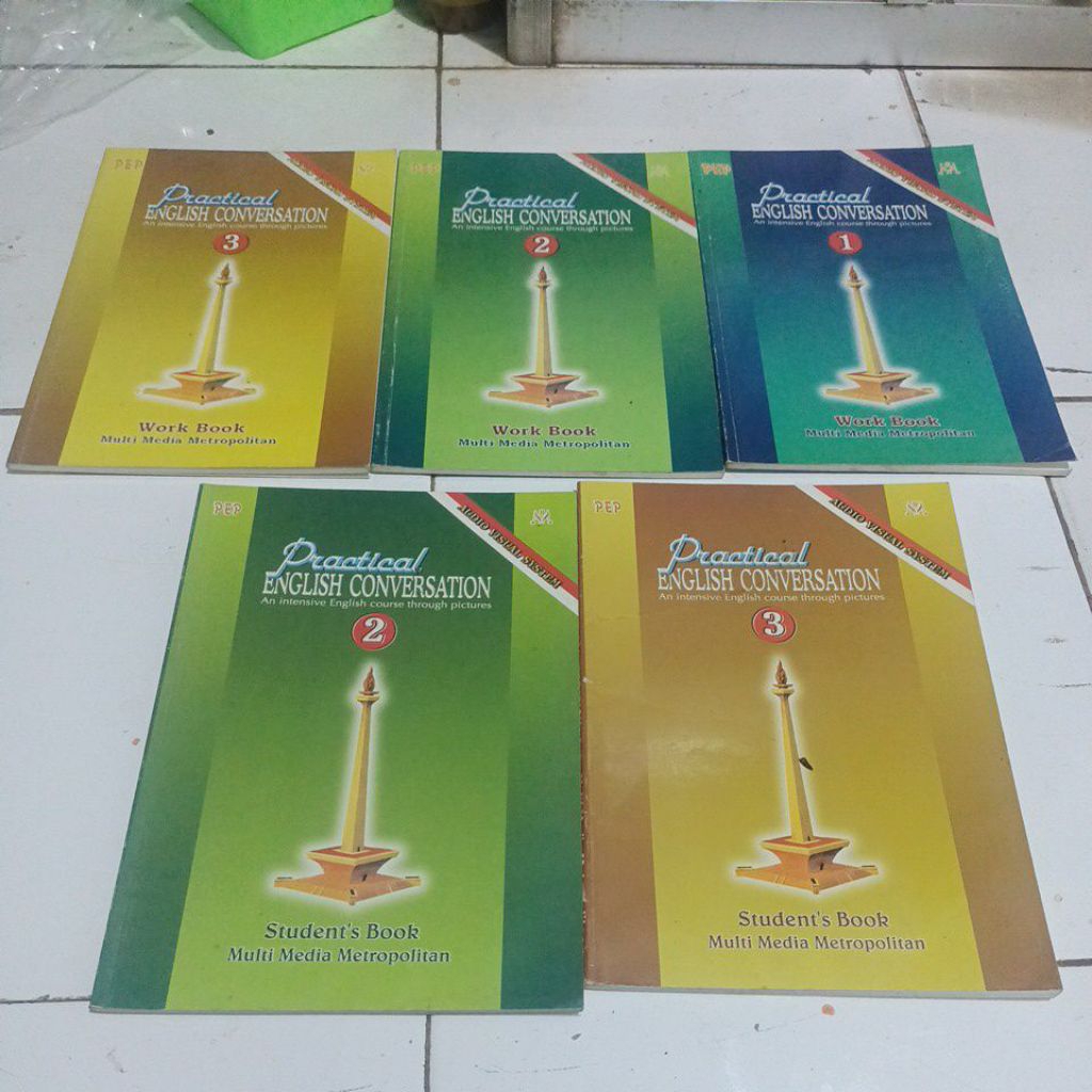 Practical English conversation students book & workbook