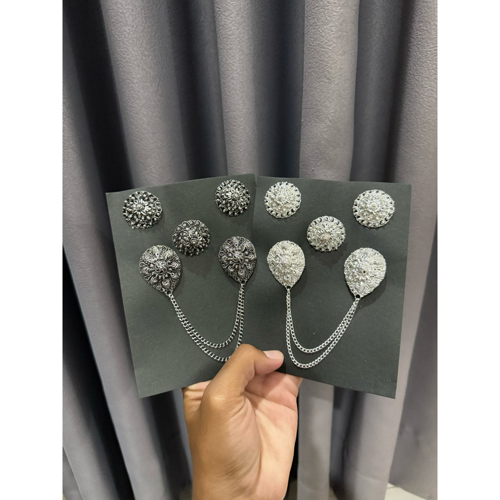 set bros kancing alpaka tetes bakar / silver hiasan kebaya bali