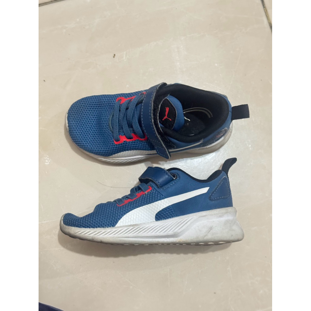 sepatu sneaker anak Unisex - Puma Flyer Runner V Kids' Trainers