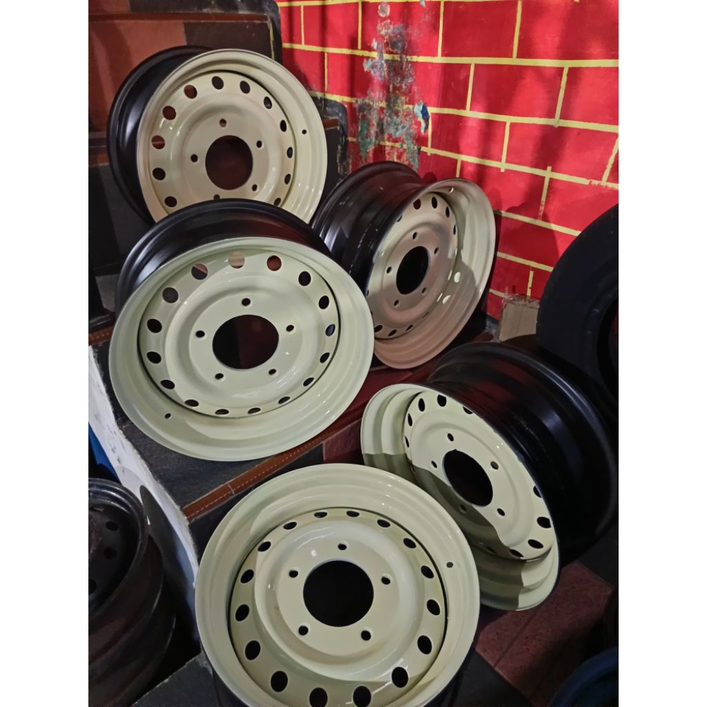 VELG KALENG R16