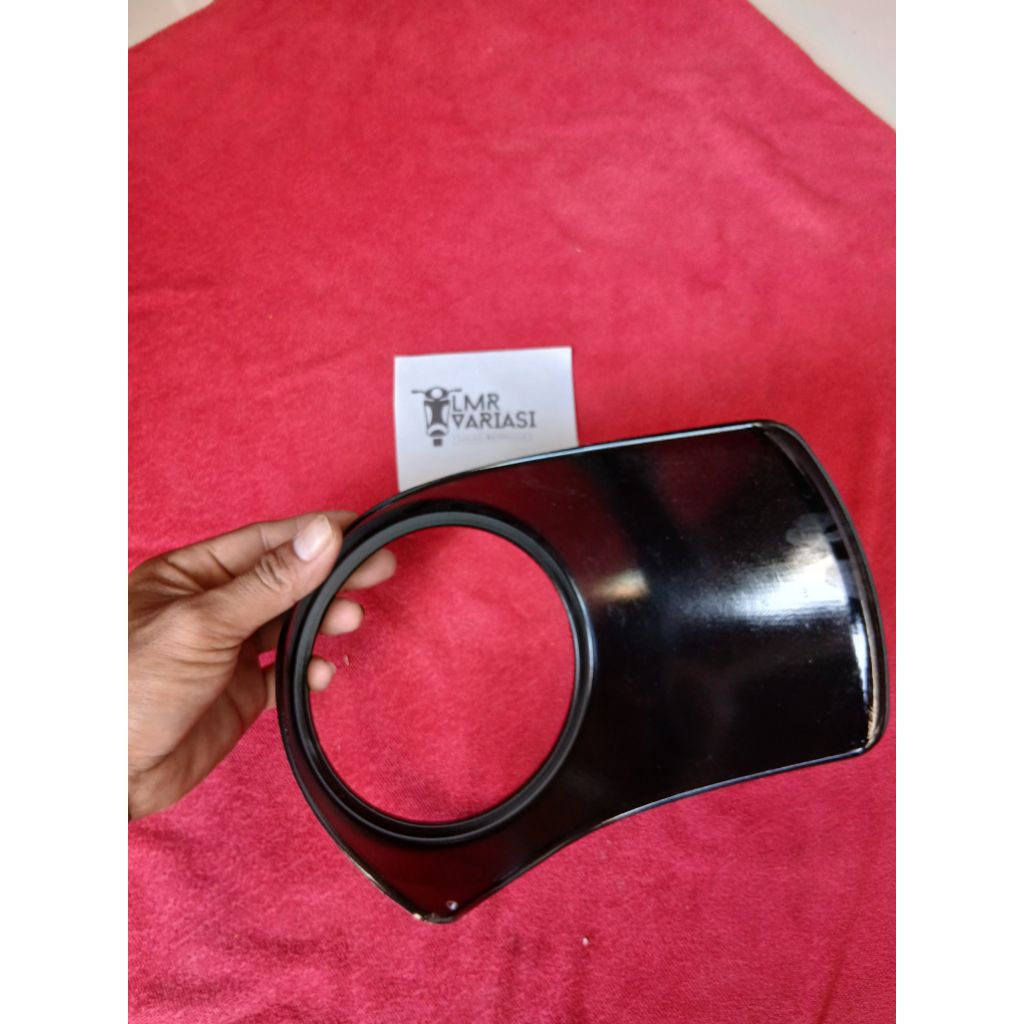 Cover Headlamp Warna Hitam Vespa Primavera / Visor Vespa Primavera / Topi Lampu Vespa Primavera