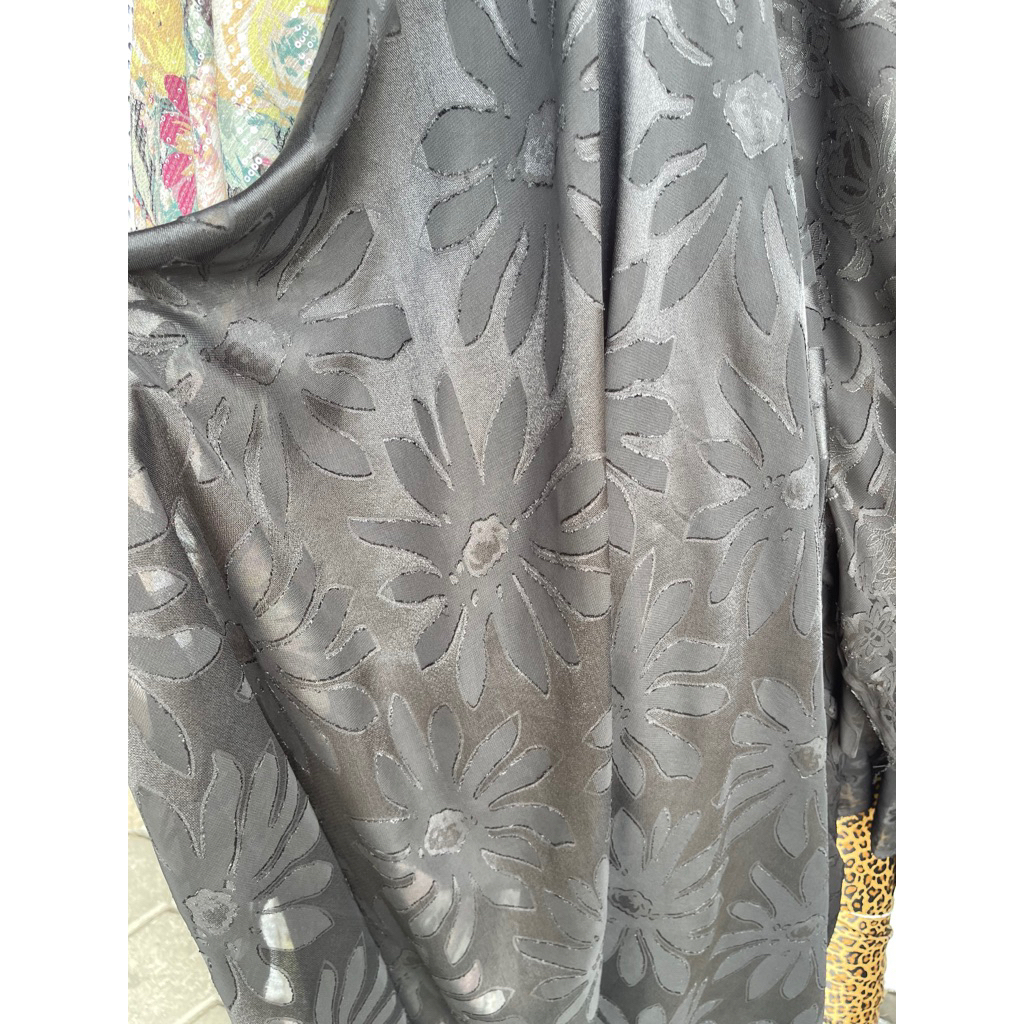 KAIN RUBIA - Kain Uragiri motif besar - Kain sifon uragiri