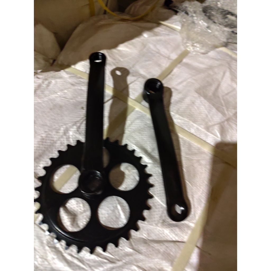 crank 32 arm 165 hitam cotterless