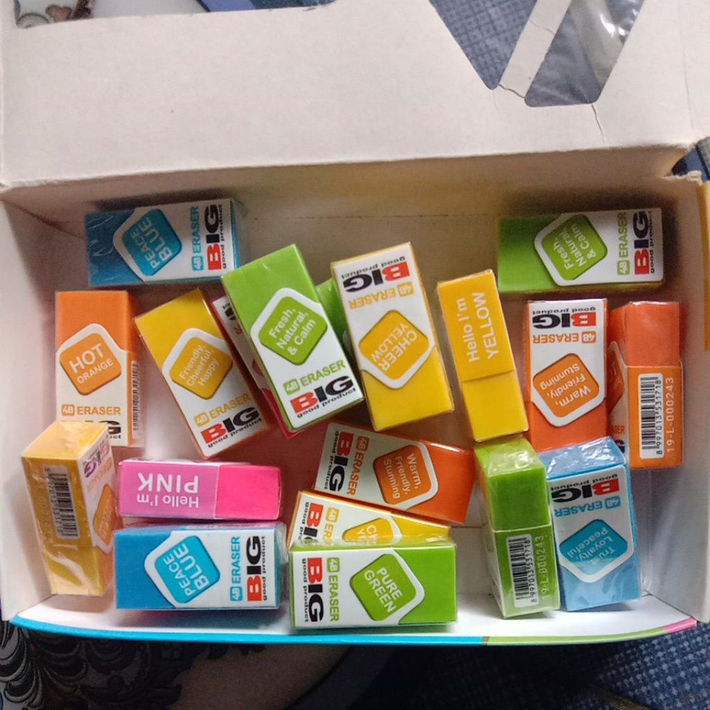 penghapus pensil warna warni