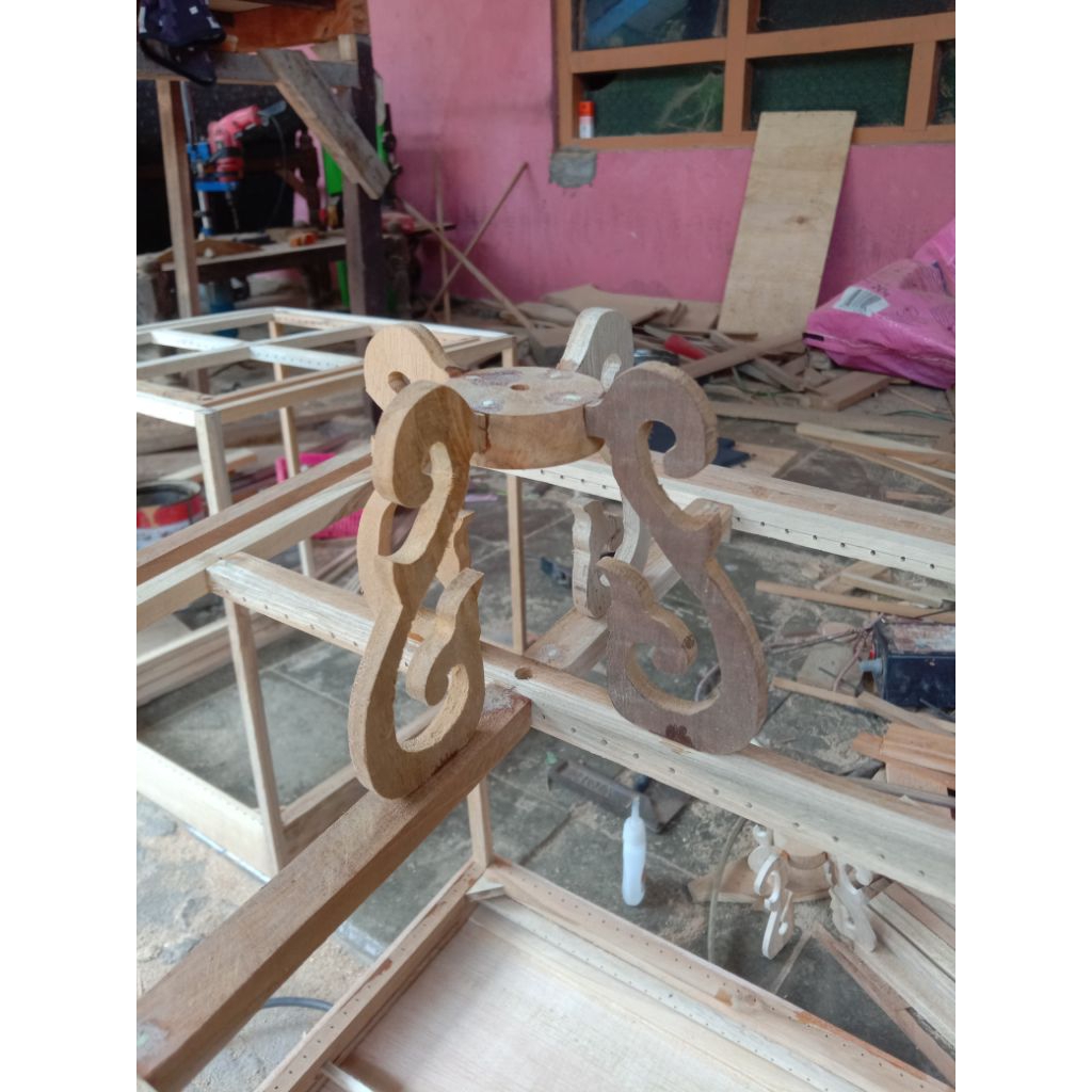 mahkota/pion/cungkok