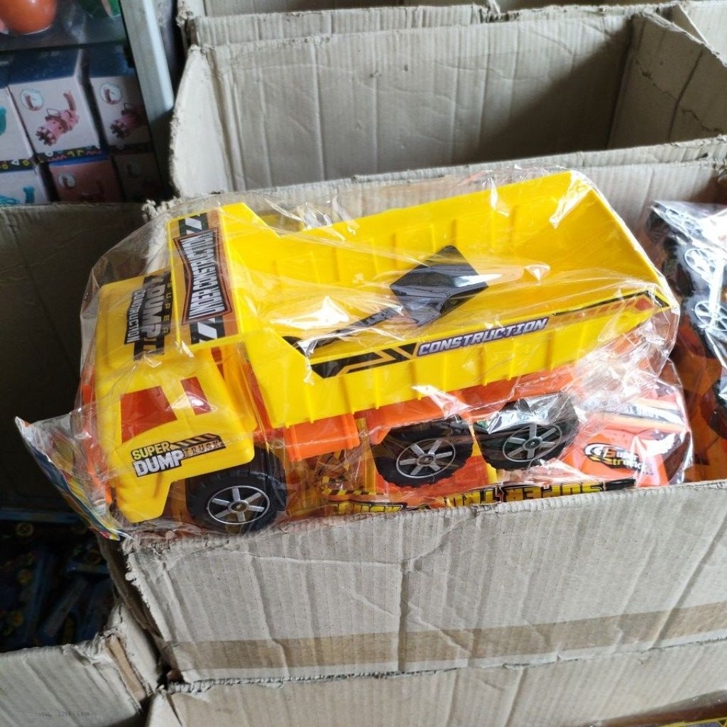 MAINAN TRUK PLASTIK
