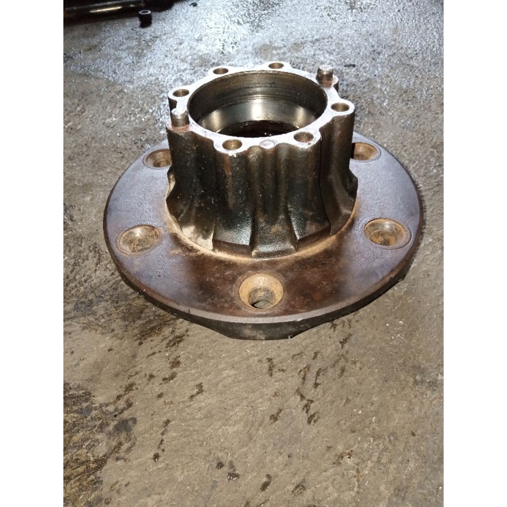 Nap roda belakang canter PS 125