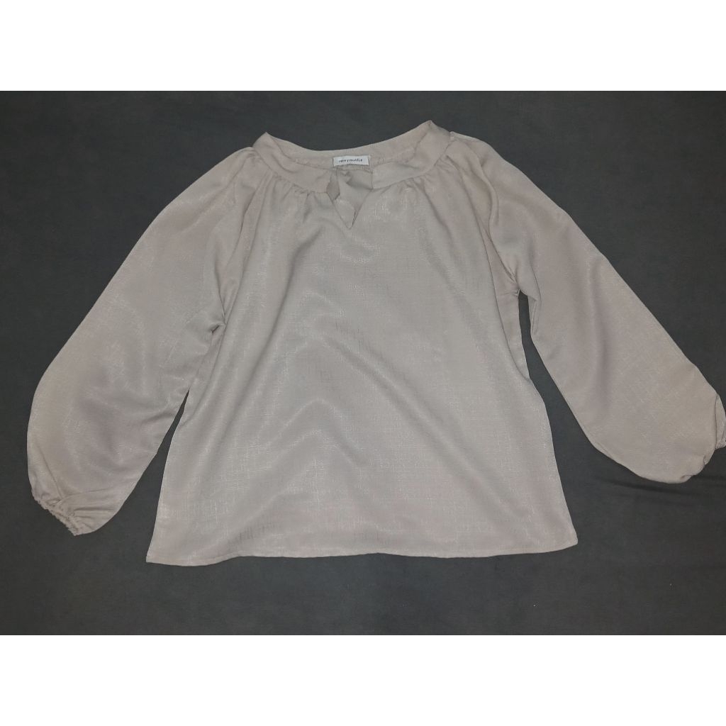 PRELOVED BLOUSE, T-SHIRT, HOODIE CROP, SHIRT, OUTER DAN VEST