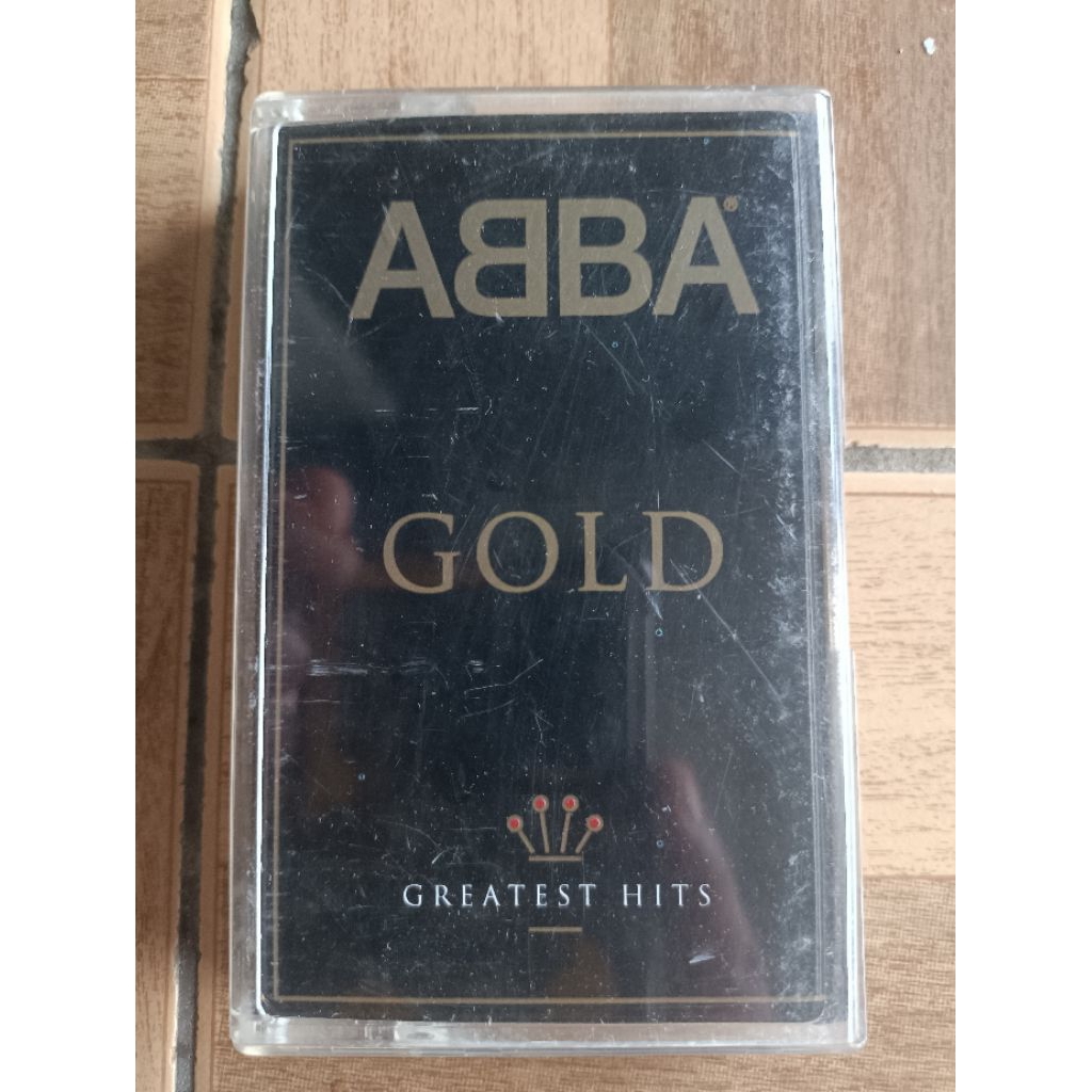 kaset pita ABBA "gold"