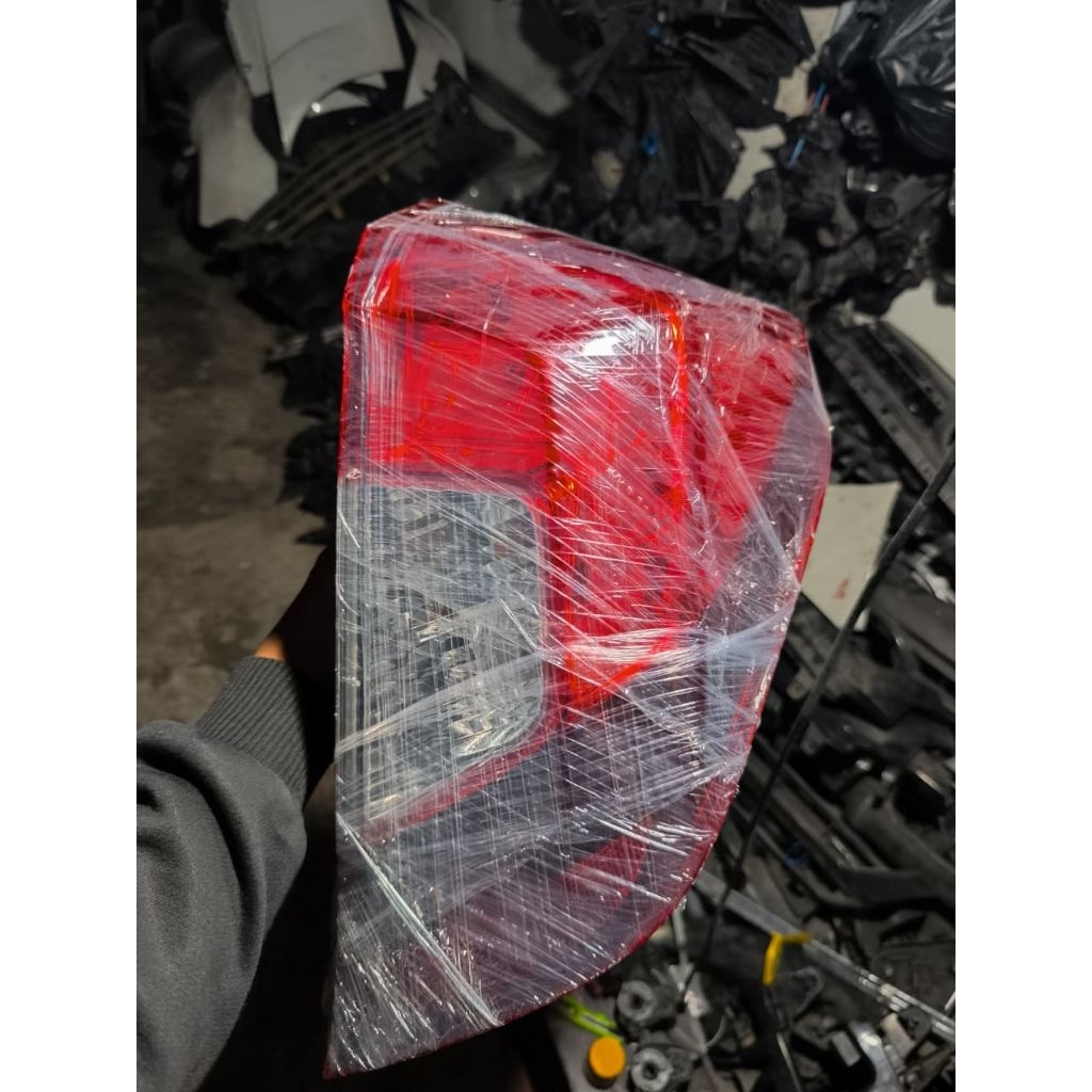 lampu stop lamp belakang mobil Honda jazz Gk5 original