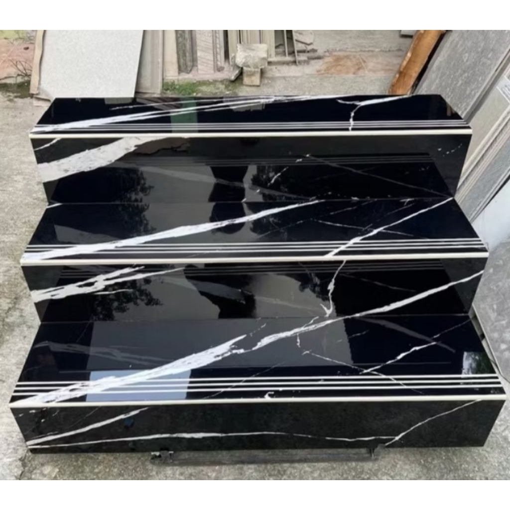 granit trap tangga hitam corak