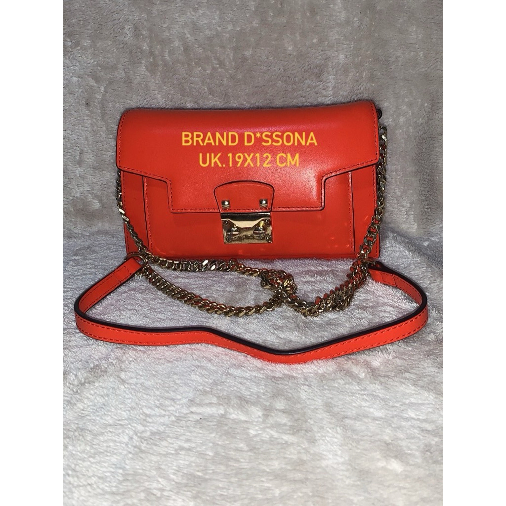 Brand D*ssona Preloved Tas Sling and Handbag kulit wanita