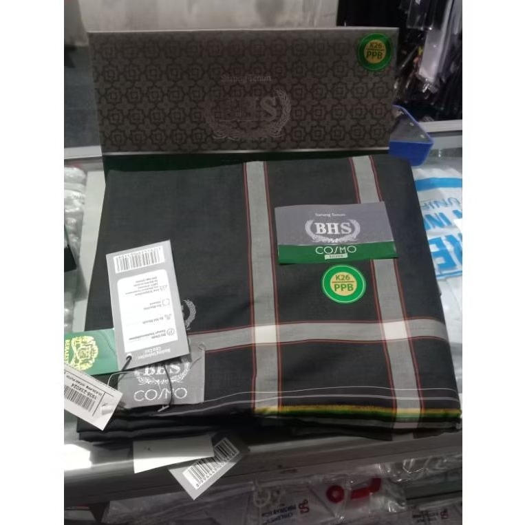 Sarung BHS Cosmo Original Motif Kombinasi Kotak Salur