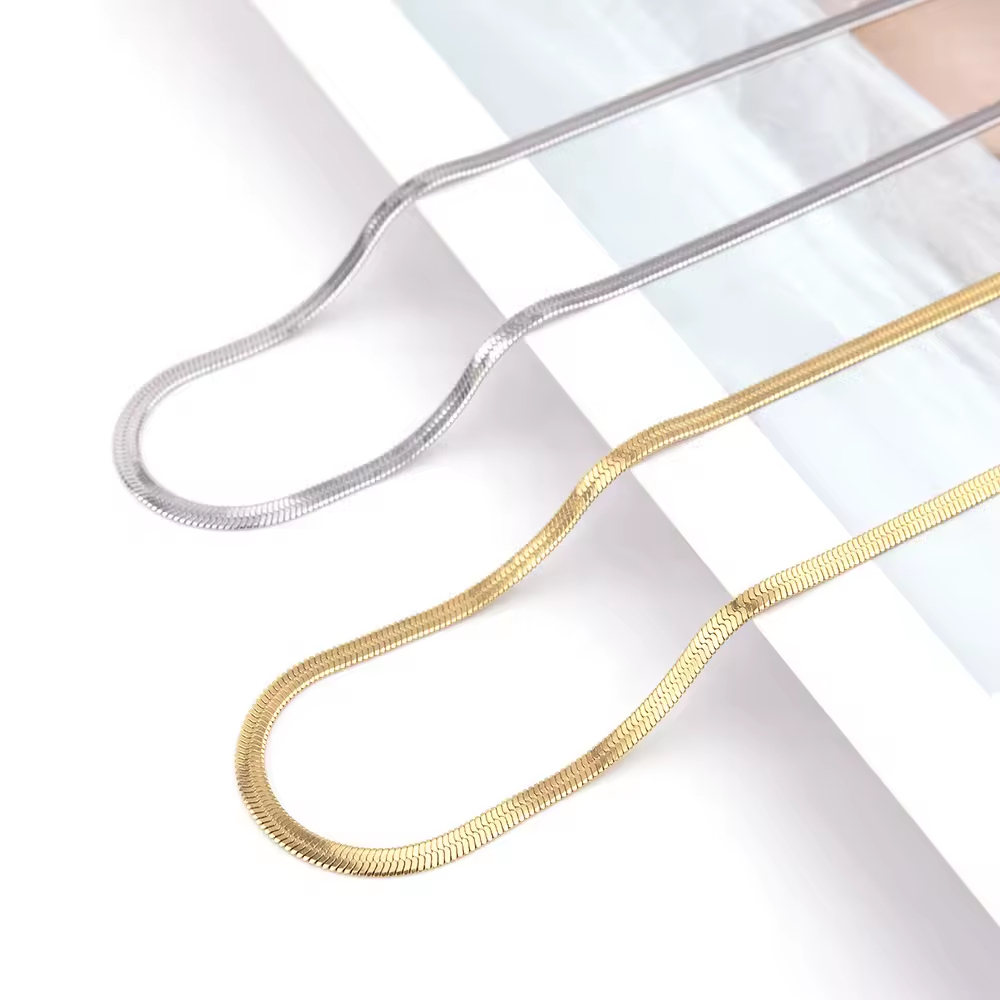 KALUNG TITANIUM GEPENG PRIA WANITA AWET DAN ANTI KARAT Kalung Titanium Anti Karat Gold Emas Pipih