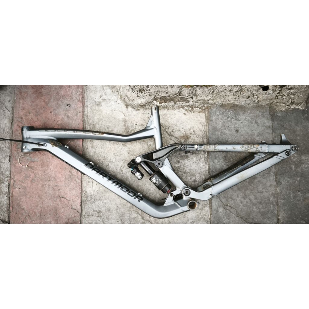 frame mtb fullsus enduro // Dartmoor Thunderbird super enduro size M