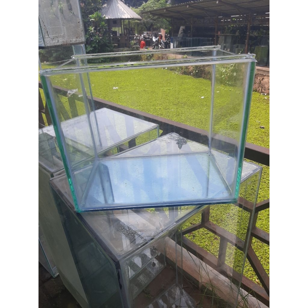 Aquarium Kaca 30x25x30