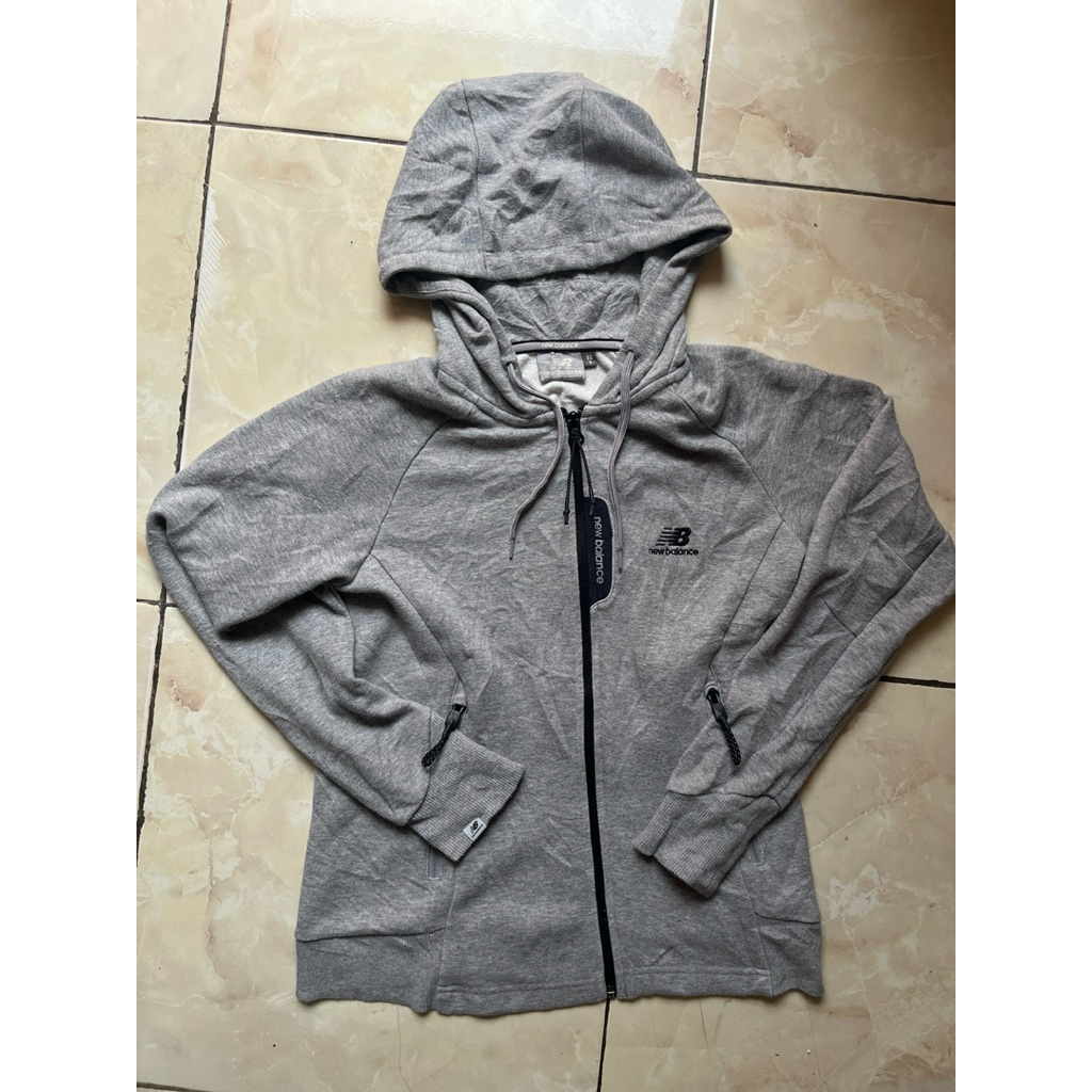 Jaket Hoodie New Balance Original Korea NBMD631032-00 | Made in Korea | Size S | Rare Item
