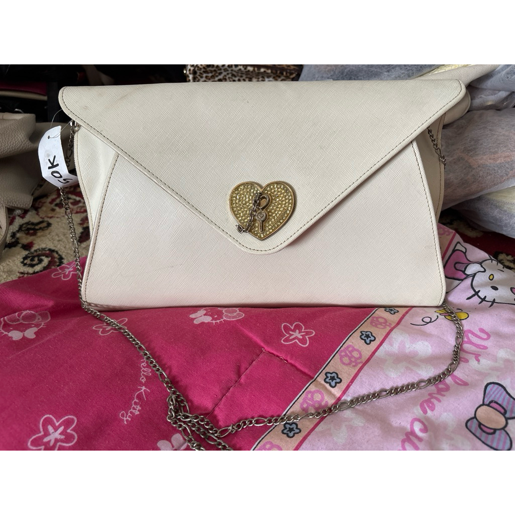 tas sling putih tali rantai