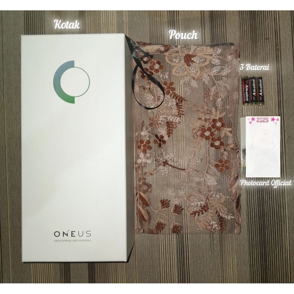[READY] LIGHTSTICK ONEUS OFFICIAL FREE PHOTOCARD