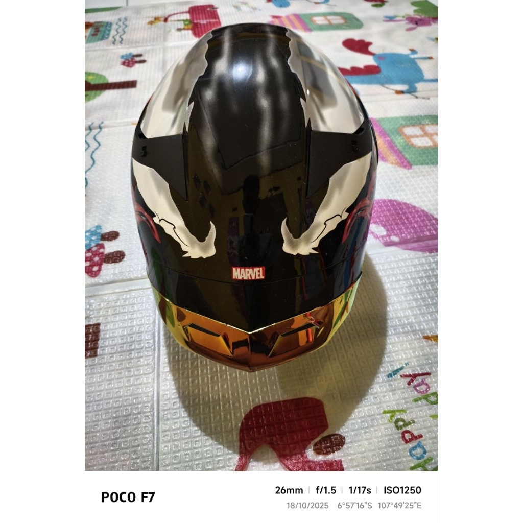 KYT TT-COURSE VENOM SZ XL
