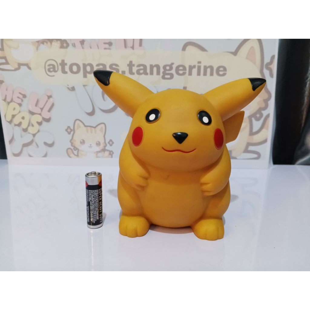 Celengan Pikachu Coin Bank