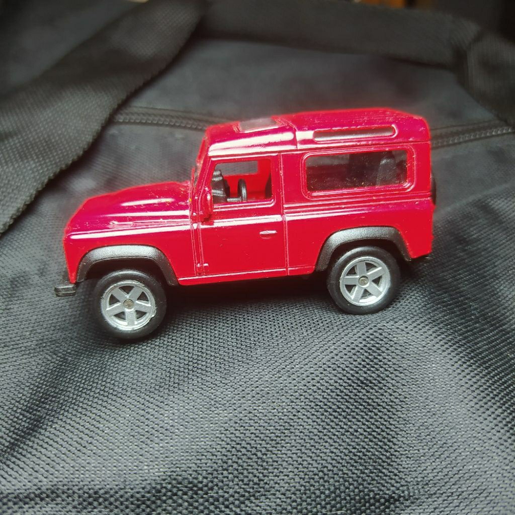 Welly Land Rover 1/60 Diecast
