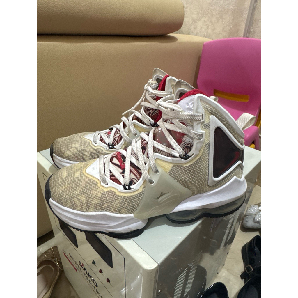 sepatu NIKE ORIGINAL 100%