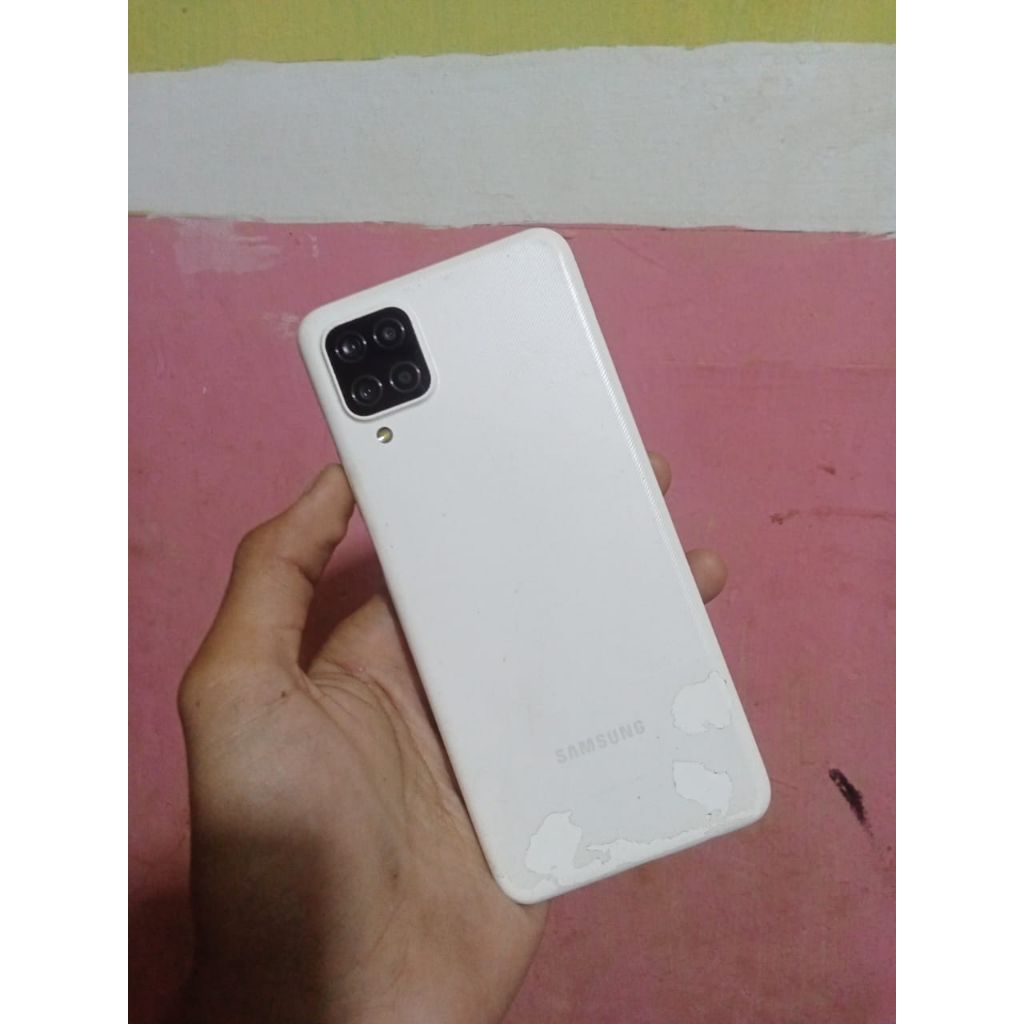 hp samsung A12 4/128 minus lcd garansi poin mesin normal/mesin perawan, fisik seadanya