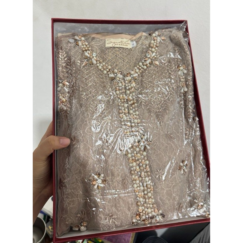 baju sarah the label