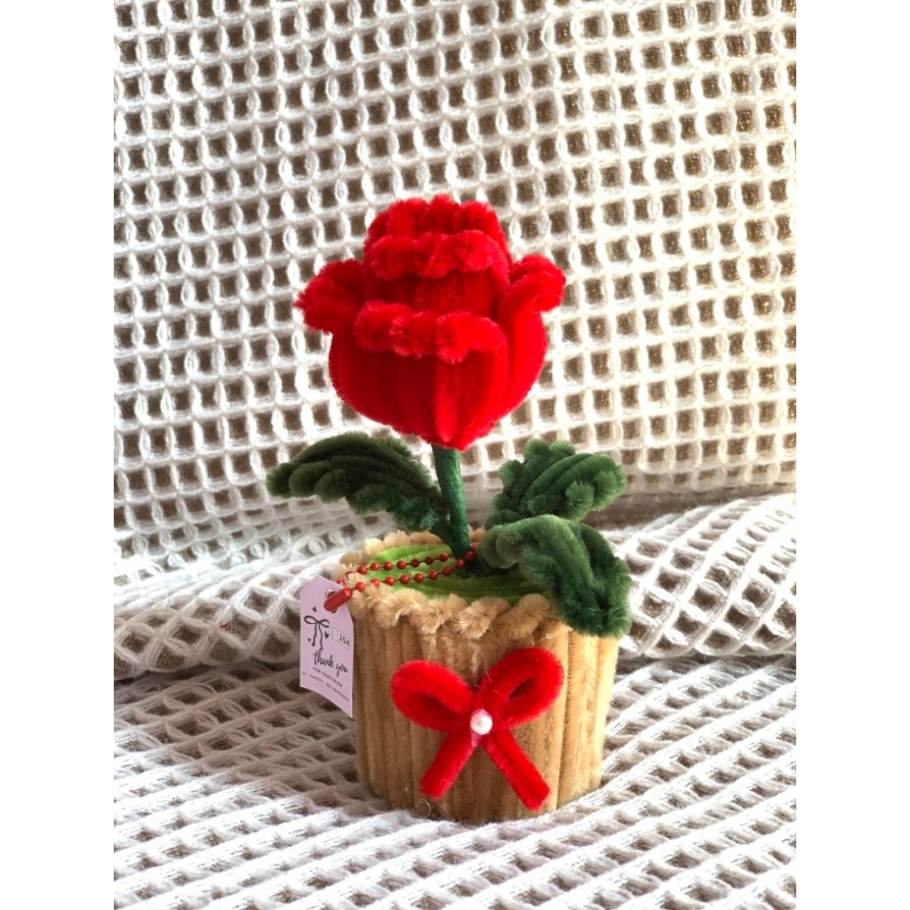 Gift Bunga Pot kawat Bulu Batam || Bunga Mawar Kawat Bulu Batam|| Gift Bunga Batam || Ready Stock Bu