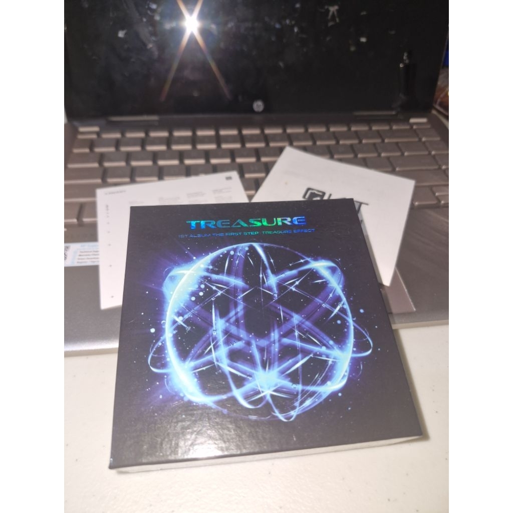 ALBUM KIHNO TREASURE OFFICIAL 1ST ALBUM THE FIRST STEP:TREASURE EFFECT HARUTO JIHOON YEDAM TEUME KPO